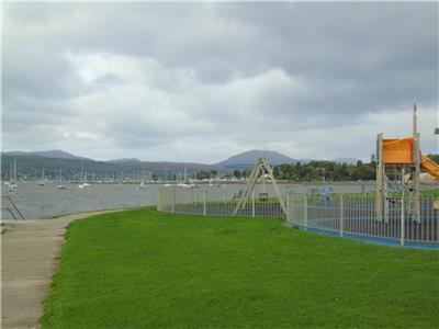 Snug - Fountain Bank Apartment Helensburgh Esterno foto
