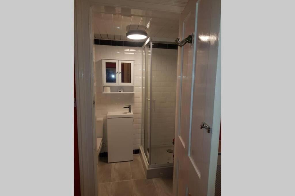 Snug - Fountain Bank Apartment Helensburgh Esterno foto