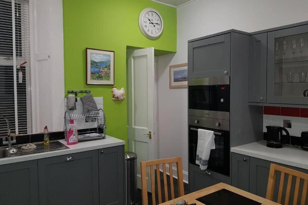 Snug - Fountain Bank Apartment Helensburgh Esterno foto